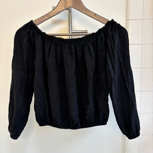 Brandy Melville Black Off-Shoulder Maura One Size Made in Italy Whimsigoth - Picture 2 of 8